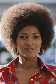 Pam Grier como: Ayesa, the Panther Woman