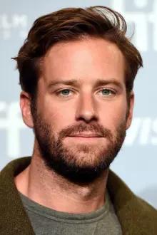 Armie Hammer como: Tommy
