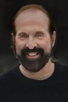 Peter Stormare como: The Ghost