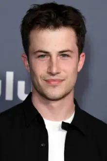 Dylan Minnette como: Anthony Cooper