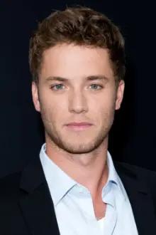 Jeremy Sumpter como: Pete Young