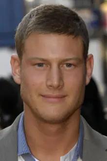 Tom Hopper como: Luther Hargreeves / Number One
