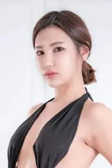 Lee Soo como: Eun-ji