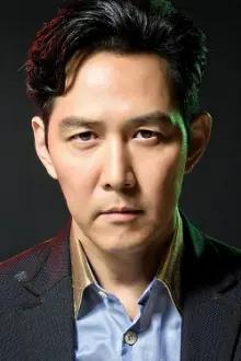 Lee Jung-jae como: Jung Yong-gi