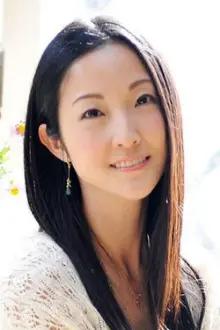 Shizuka Itoh como: Minako Aino / Sailor Venus (voice)