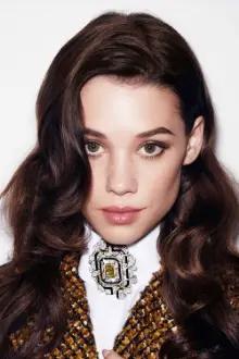 Astrid Bergès-Frisbey como: The Mage