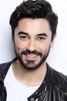 Gökhan Alkan como: Ali Asaf Denizoğlu