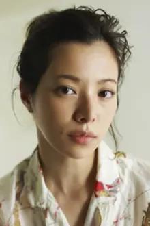 Yuki Sakurai como: Megumi Shirasaki
