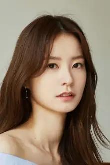 Jung Yu-mi como: Kim Ji-eun
