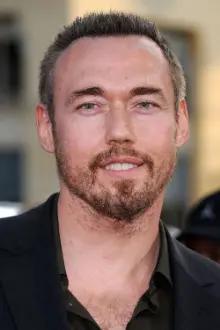 Kevin Durand como: Reed