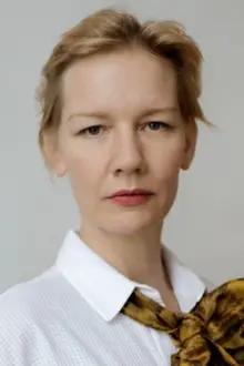 Sandra Hüller como: Heroine