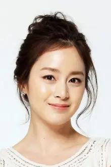 Kim Tae-hee como: Yoon Shi-yeon