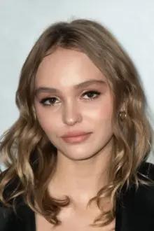 Lily-Rose Depp como: Colleen Collette