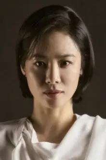 Kim Hyun-joo como: Mei Chung