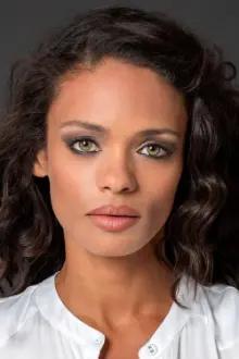 Kandyse McClure como: Donna Louise Campbell