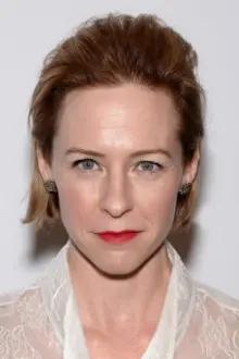 Amy Hargreaves como: Amy
