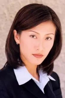 Flora Chan como: Nip Bo Yin (Pauline)