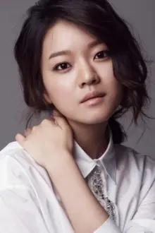 Go A-sung como: Lee Ja-young