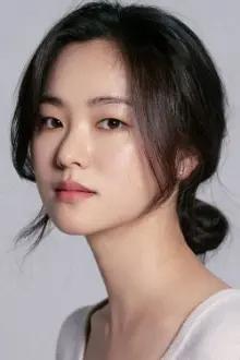 Jeon Yeo-been como: Nuri