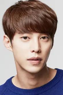 Song Won-seok como: Im Kkeok-Jeong