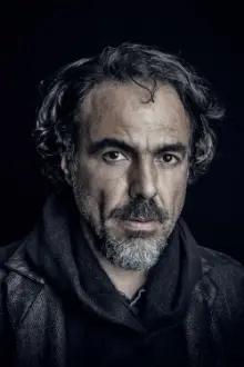 Alejandro González Iñárritu como: Ele mesmo