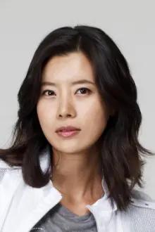 Yu Seon como: Lee Yeong-ji