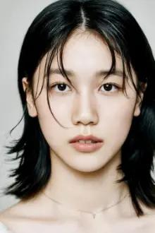 Lee Re como: Joon-yi