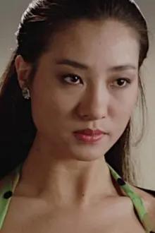 Pauline Wong Siu-Fung como: Miss Wong