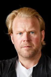 Anders Baasmo Christiansen como: Politimester Bastian (voice)
