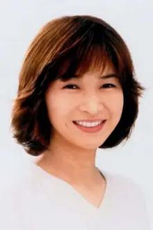 Misako Tanaka como: Yumiko Koshiya