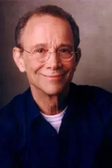 Joel Grey como: Professor Marvel / The Gatekeeper / The Carriage Driver / The Palace Guard / The Wizard of Oz