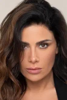 Saba Mubarak como: Mouna Al Fathar