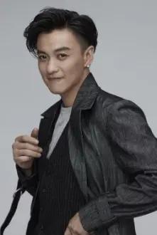 Zhou Yiwei como: 龙波 Long Bo