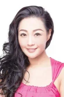 Strawberry Yeung Yuk-Mui como: Mei