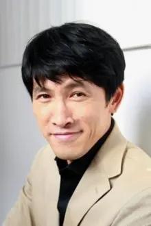 Yu Oh-seong como: Gil Seok / Chairman Oh