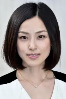 Ayumi Kinoshita como: Marika "Jasmine" Hiwatari / Deka Yellow