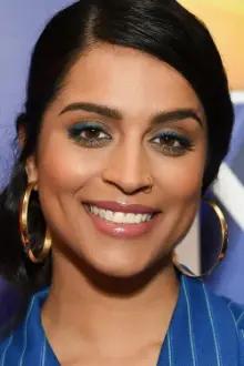 Lilly Singh como: Penny (voice)