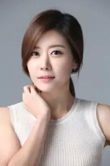 Jeon Se-hong como: Choi Yoo Mi