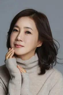 Yang Mi-kyung como: Seung-geun's Mother