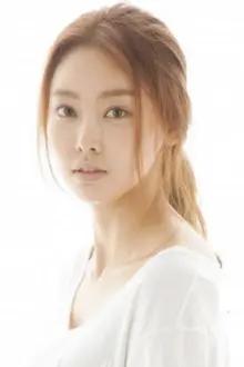 Lee Do-ah como: Go Da-ryeong
