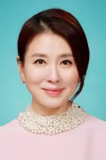 Lee Il-hwa como: Kim Ho-Ran