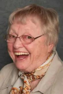 Pat Carroll como: Grandma (voice)