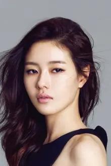 Park Ha-na como: Kim Sang Mi