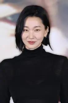 Jang Yoon-ju como: Ela mesma