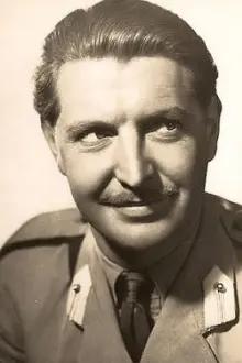 Roger Livesey como: General Henry Barclay