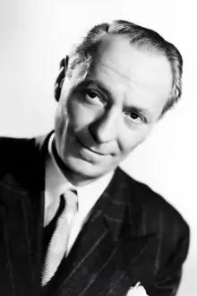 William Hartnell como: Mike Martindale
