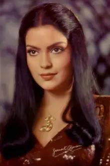 Zeenat Aman como: Bharti Saxena
