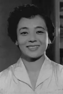 Kuniko Miyake como: Akiko Mamiya