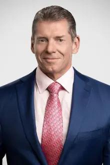 Vince McMahon como: Vince McMahon
