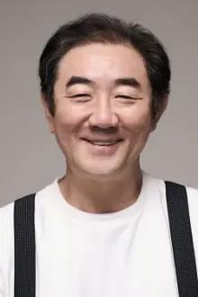 Kim Hong-pa como: Yook-nam